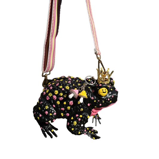 Toad Purse Eve